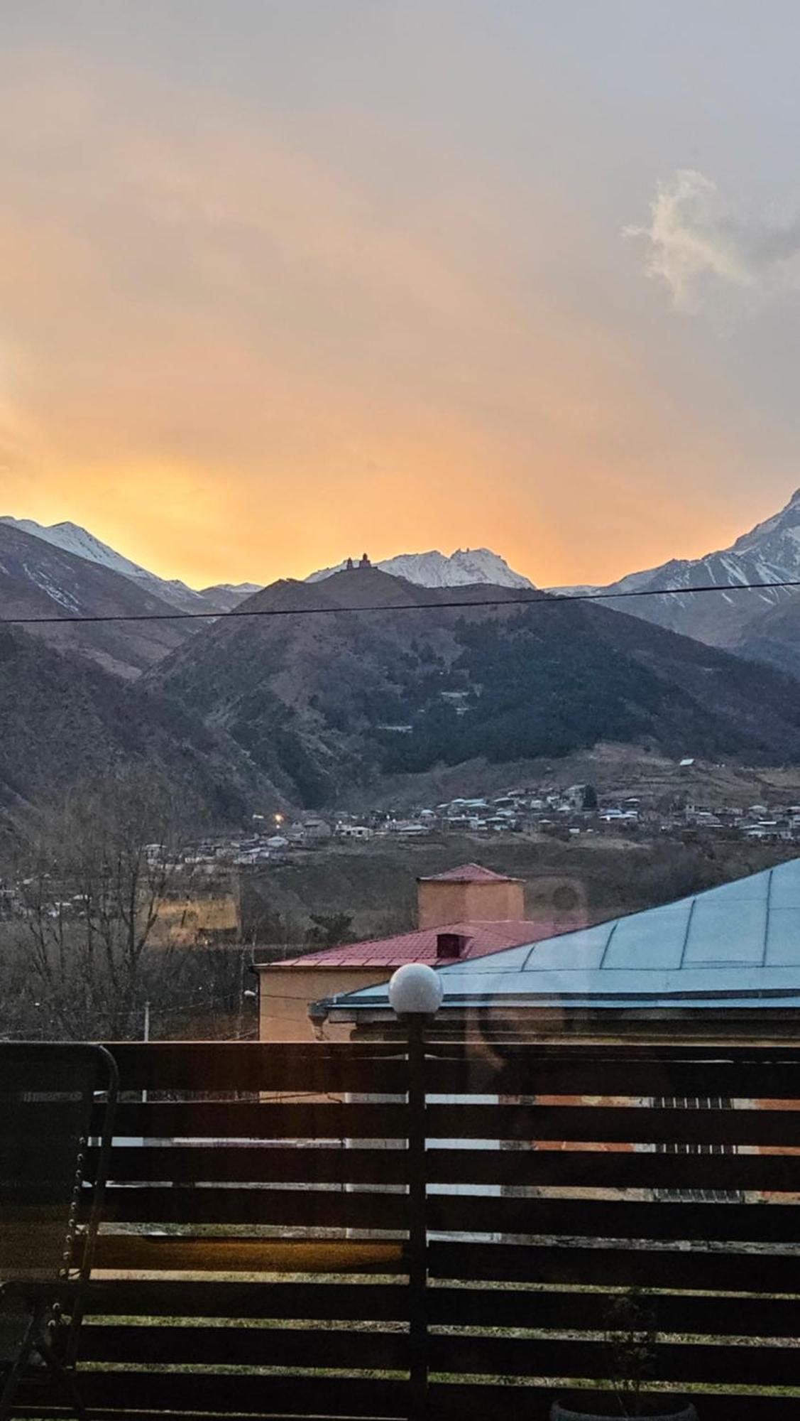 Best View Kazbegi Exteriör bild