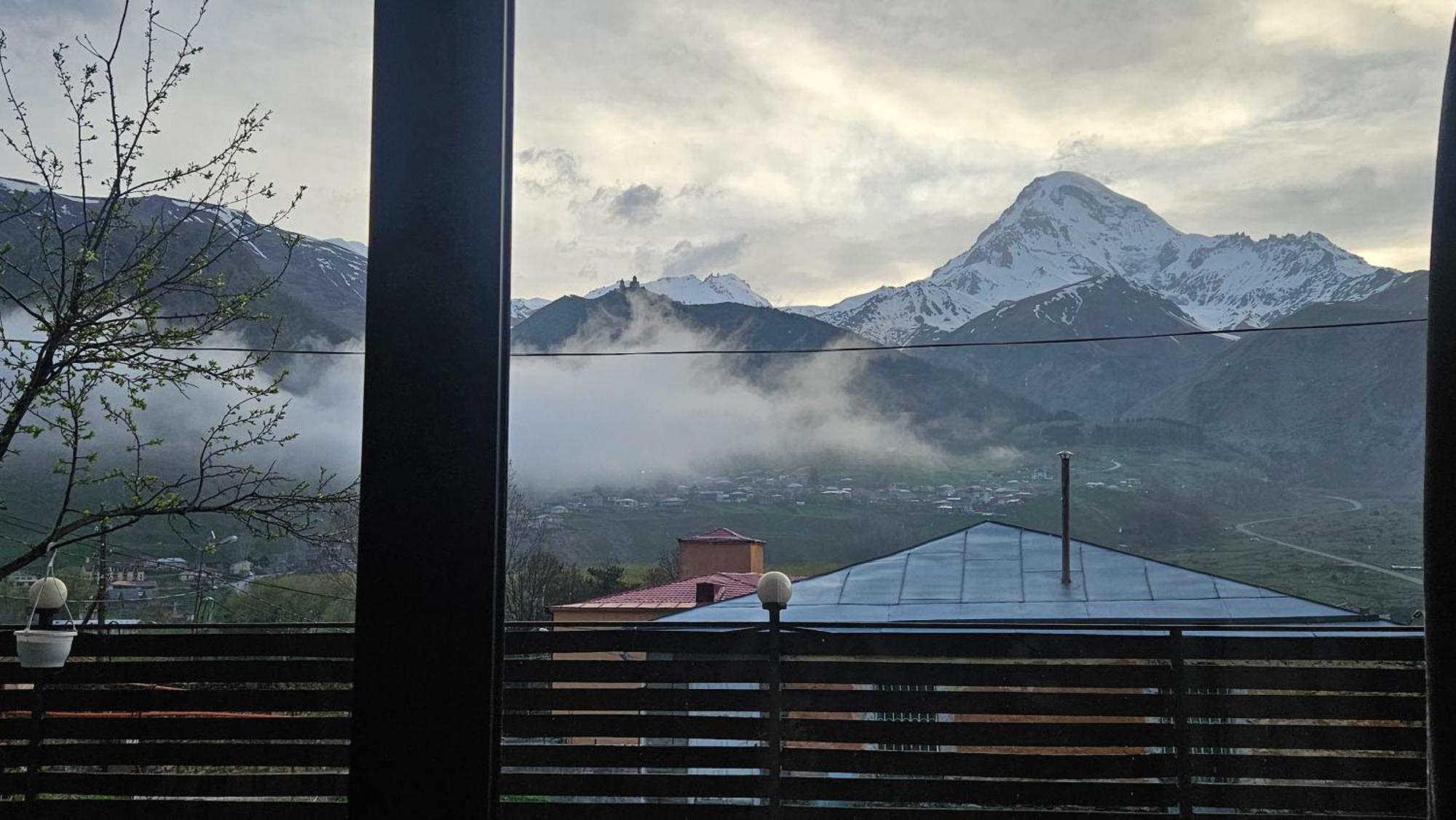 Best View Kazbegi Exteriör bild